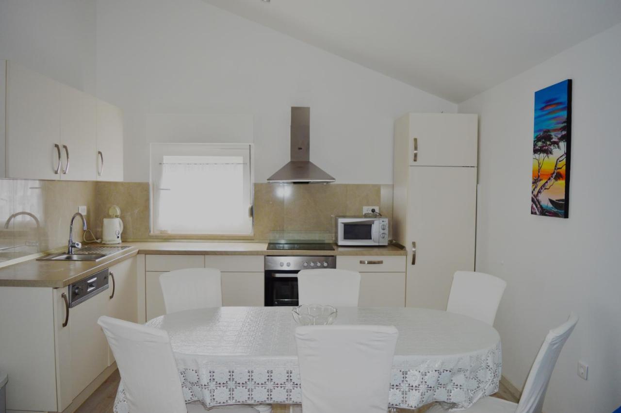 Apartments Vinka Подстрана Стая снимка