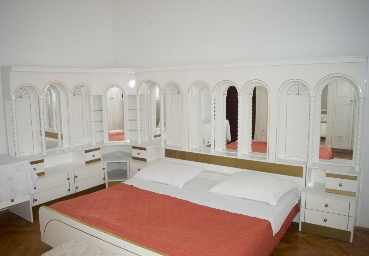 Apartments Vinka Подстрана Екстериор снимка